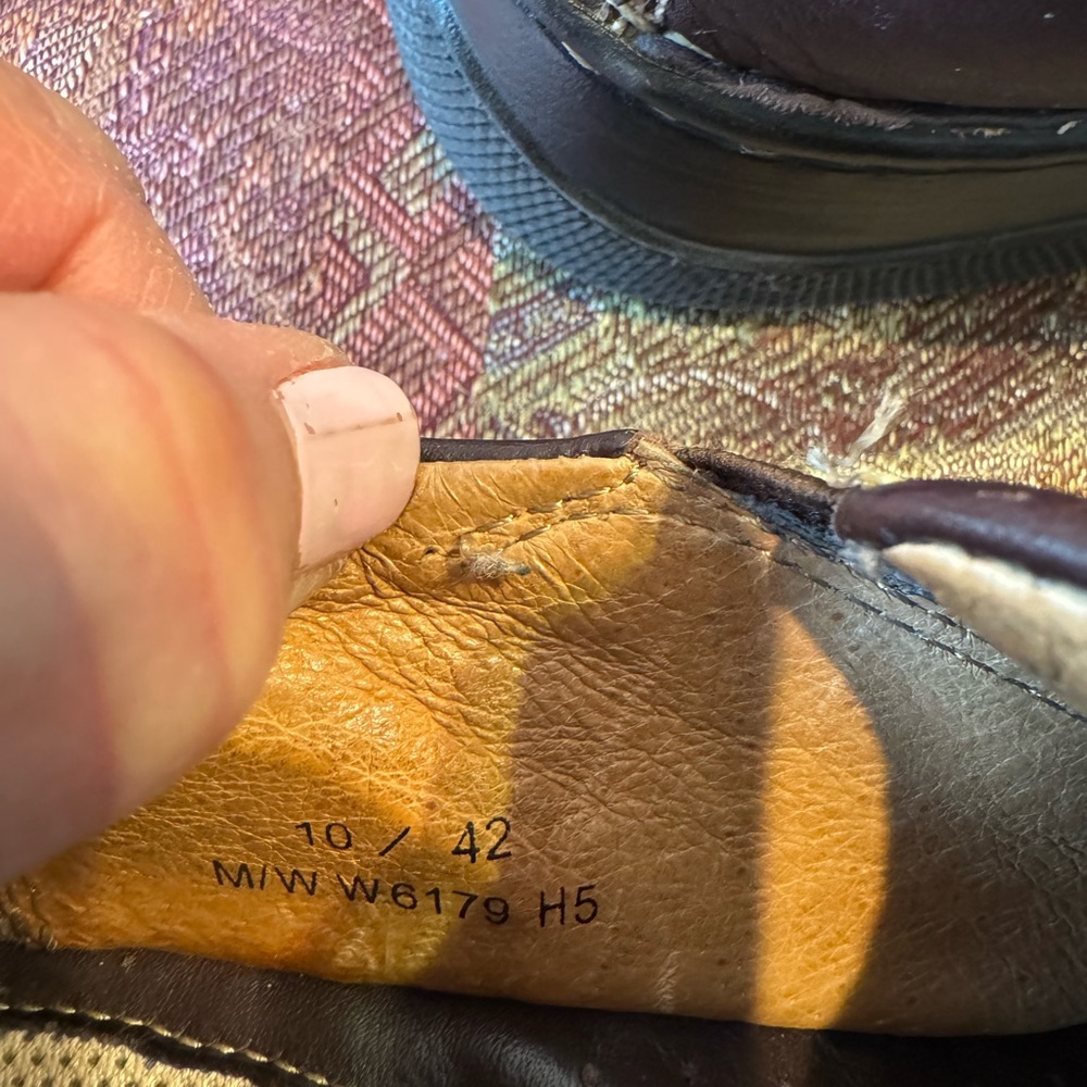 Born Truro Twin-Gore Shoes for Ladies - Picture 8 of 13